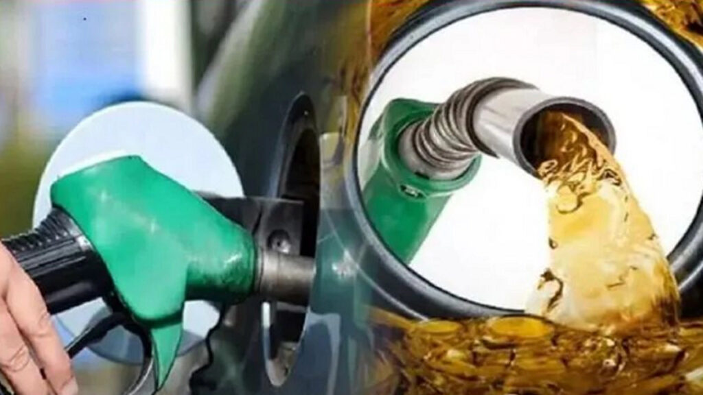 দেশে আড়াই লাখ মেট্রিক টন জ্বালানি তেল মজুত আছে