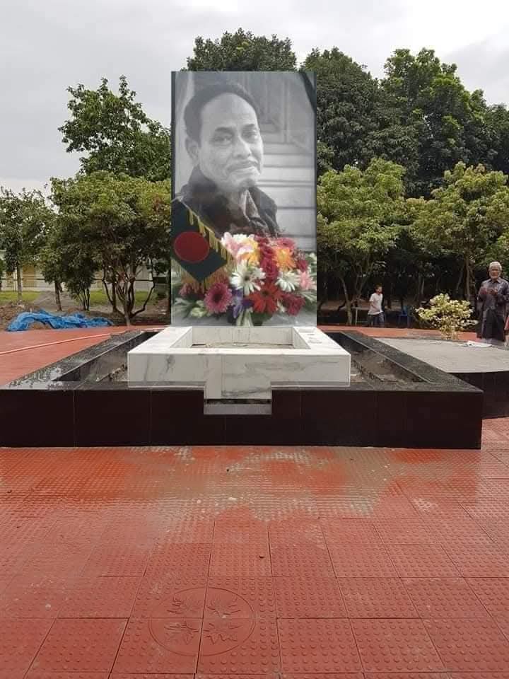 পল্লীবন্ধু হুসেইন মুহম্মদ এরশাদের ৭ম মৃত্যুবার্ষিকী ১৪ ই জুলাই উপলক্ষ্যে স্মরণ করছি: আধুনিক বাংলাদেশের অবকাঠামো উন্নয়ন ও গ্রামমুখী রাষ্ট্রচিন্তা
