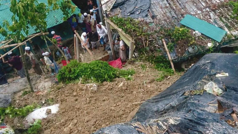 কক্সবাজারে আবারও পাহাড়ধস, তরুণীর মৃত্যু