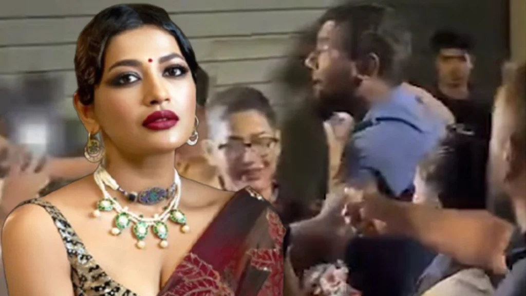 ‘তারা আমাকে ‘জয় বাংলা, জয় বঙ্গবন্ধু’ বলতে জোর করে’