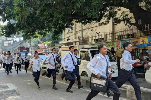ঢাকা কলেজ-আইডিয়াল কলেজ শিক্ষার্থীদের মধ্যে সংঘর্ষ