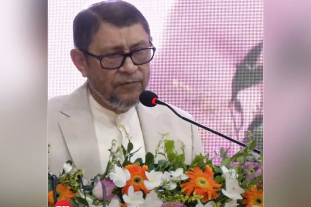 বাংলাদেশি চিকিৎসকদের জন্য চীন-পাকিস্তান দুয়ার খুলে দিয়েছে: স্বাস্থ্যমন্ত্রী