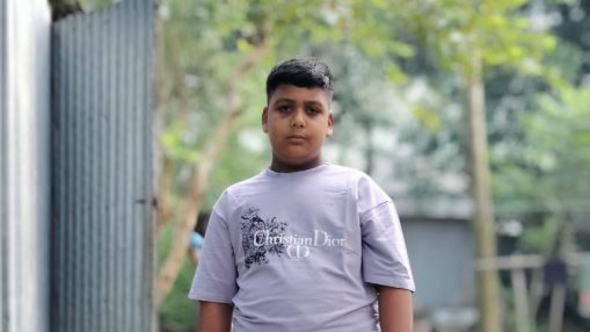 সাভারে ভুল চিকিৎসায় ১১ বছর বয়সী শিশুর মৃত্যু, হাসপাতাল ভাঙচুর
