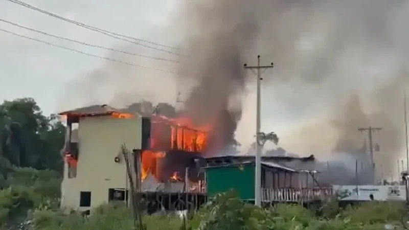কক্সবাজারে রিসোর্টে ভয়াবহ আগুন, ৫ জনের মৃত্যু